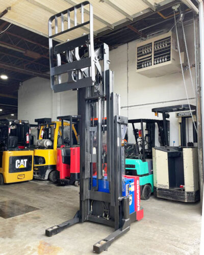 Raymond R50 Electric Raymond RRS30 Walkie Reach Stacker » Forklift Plus