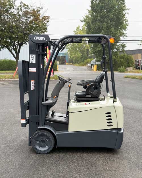 Chariot élévateur Crown SC 5200