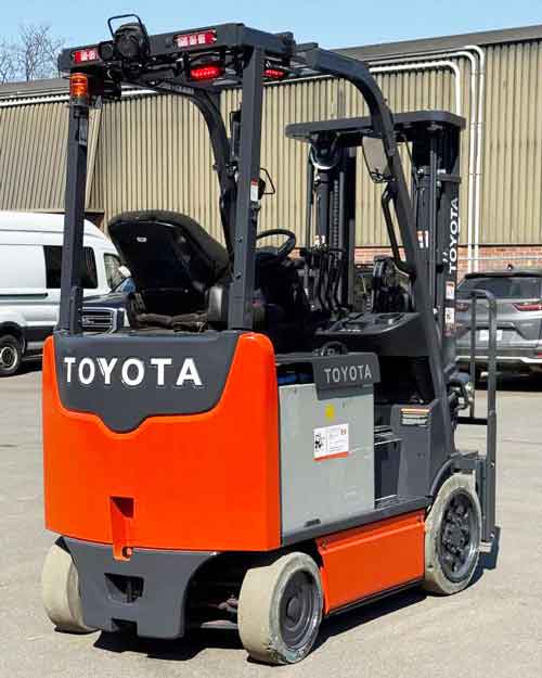 Electric Forklift Toyota 8FBCU20 COMP 4000 lbs - Image 7