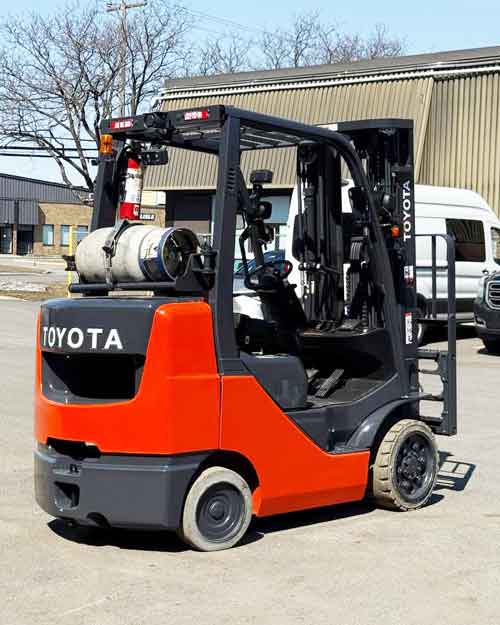 Chariot élévateur Toyota 8FGCU30 Propane 6000 lbs – Image 4